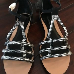 BCBGENERATION FABEENA 2 BLACK CRYSTAL SANDALS 7.5